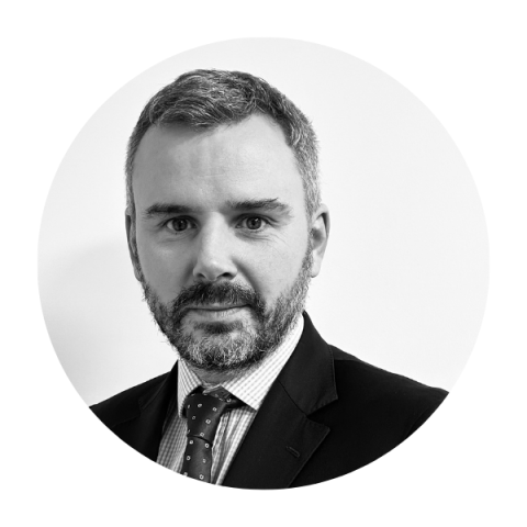 Liam Devane  - photo